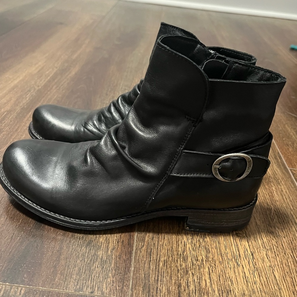 New Avellini Black Boots Side Zip Casual  Comfort